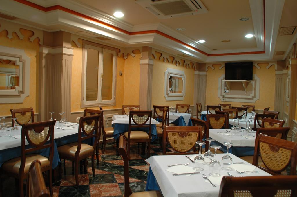 Hotel Zaravencia By Bossh Hotels 托罗 外观 照片