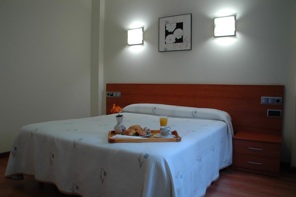 Hotel Zaravencia By Bossh Hotels 托罗 外观 照片