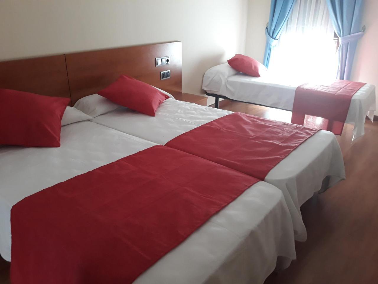 Hotel Zaravencia By Bossh Hotels 托罗 外观 照片